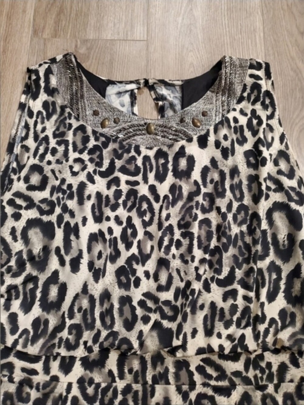 Dress - Picture 2 of 3